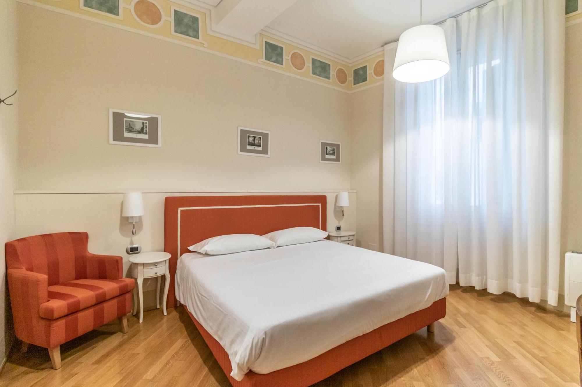 Casa Isolani Luxury Rooms Piazza Maggiore 1 Bologna Buitenkant foto