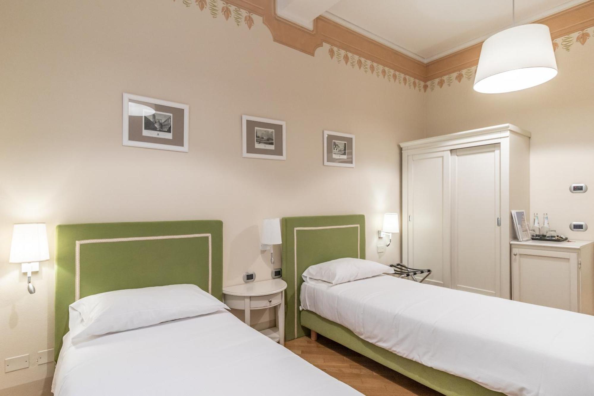 Casa Isolani Luxury Rooms Piazza Maggiore 1 Bologna Buitenkant foto