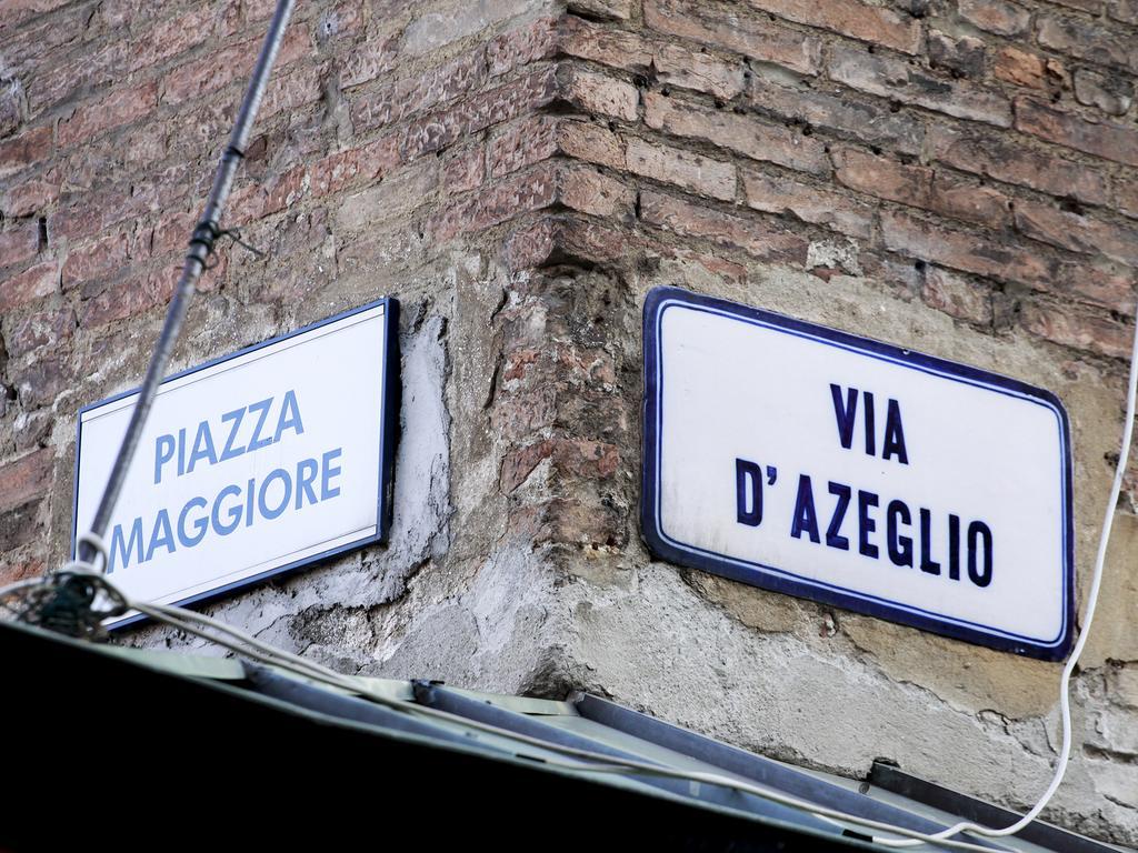 Casa Isolani Luxury Rooms Piazza Maggiore 1 Bologna Buitenkant foto